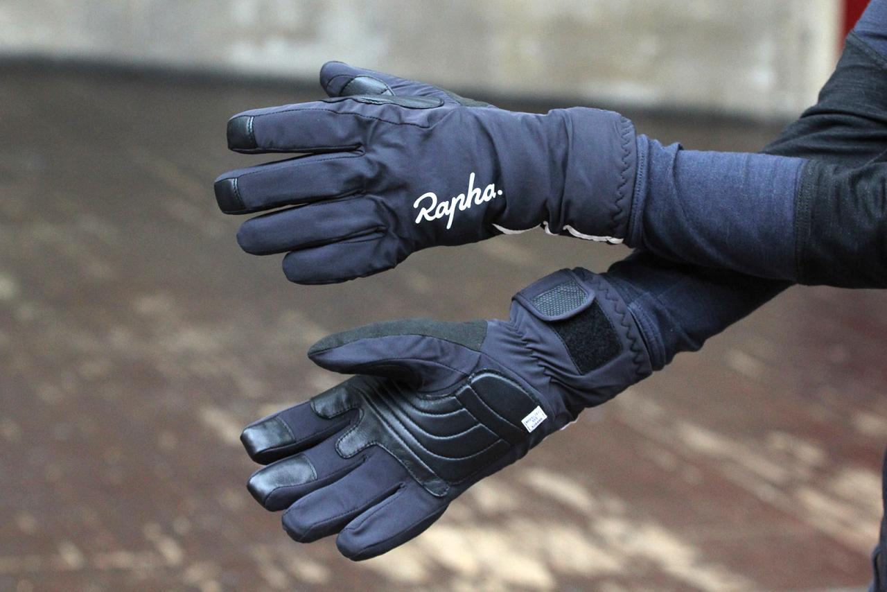 Review: Rapha Deep Winter Gloves and Merino Liners | road.cc